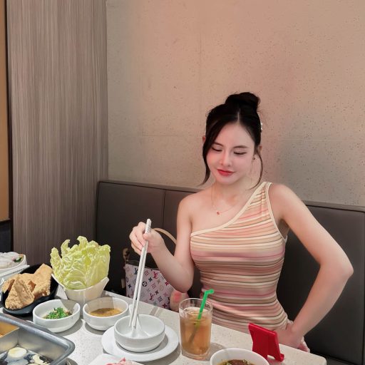 Nguyễn Linh Linh - Nếu cuộc sống mệt mỏi quá mình khuyên các bạn đi lấy chồnggg