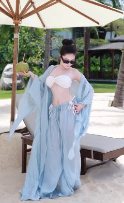 Trần Bích Triều Tiên - Hoá ra muốn có người yêu thì phải tự kiếm hả mọi người. Mình tưởng…