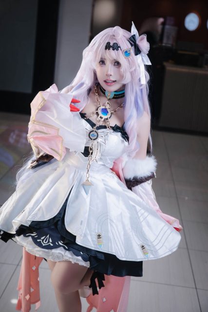 UNa To Uyen - Ảnh cosplay lúc nào cũng ít like ms cay :)) Photo: Bùi Khánh Make…