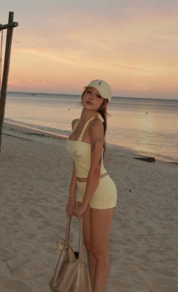 Thủy Tiên - Cuộc đời vội vã, Đừng bỏ lỡ hoàng hôn.