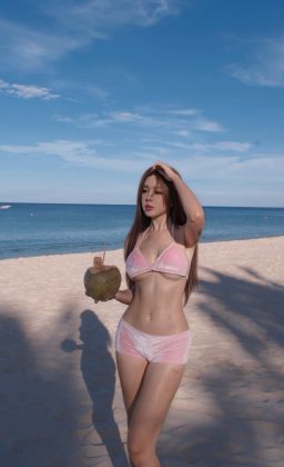 Thủy Tiên - Mây cười vs gió Biển cười vs em