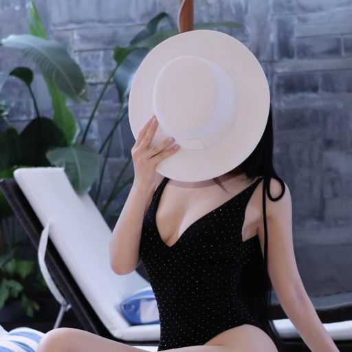 Phạm Phương Thu - Anh học thêm, để kể em nhiều điều. Em học thêm, để hiểu những gì anh…