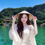 Nguyễn Thu Trang - “Chờ cho cây bưởi có hoa Cây cau có trái thì ta yêu nàng Chờ cho bạc…