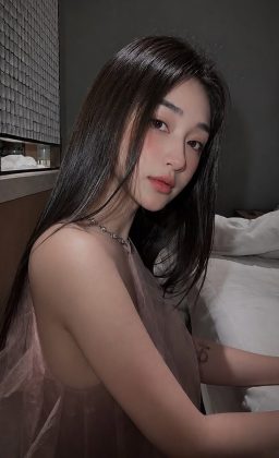 Thảo Uyênn - Tiền là phù du Xài ngu là thiếu nợ :))))))