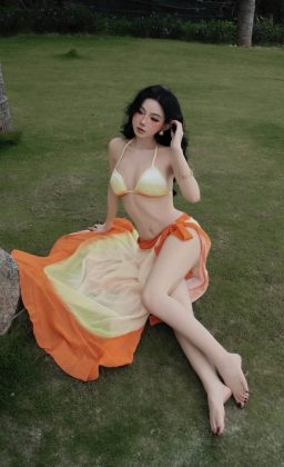 Phạm Thuỵ Kim Linh - Nàng tiên cá nhưng lại không biết bơi #LinLin