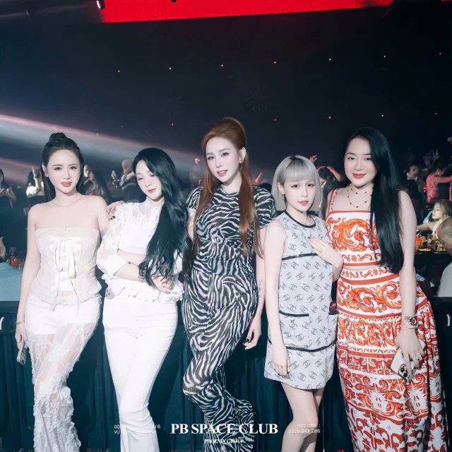 Thúy Hiền - Chị em ta mà ngồi với nhau thì nhiều con phải bàn lại cách sống…