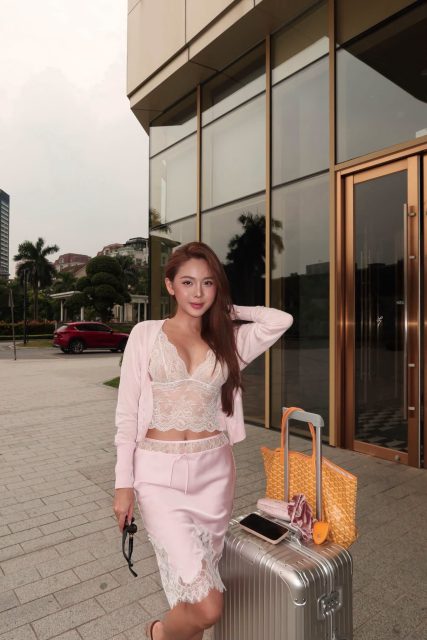 Võ Châu Ngọc - lon ton một mình thế thôi