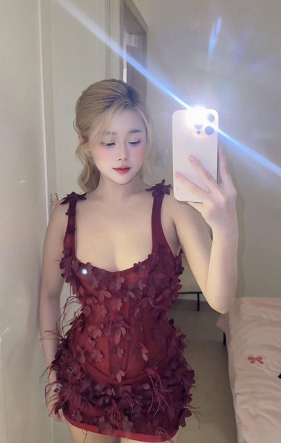 Quỳnh Nga - Tướng đẹp là do tâm sinh Hình đẹp là do mình chỉnh