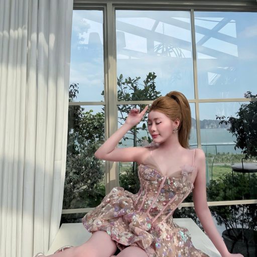 Quỳnh Nga - Tướng đẹp là do tâm sinh Hình đẹp là do mình chỉnh